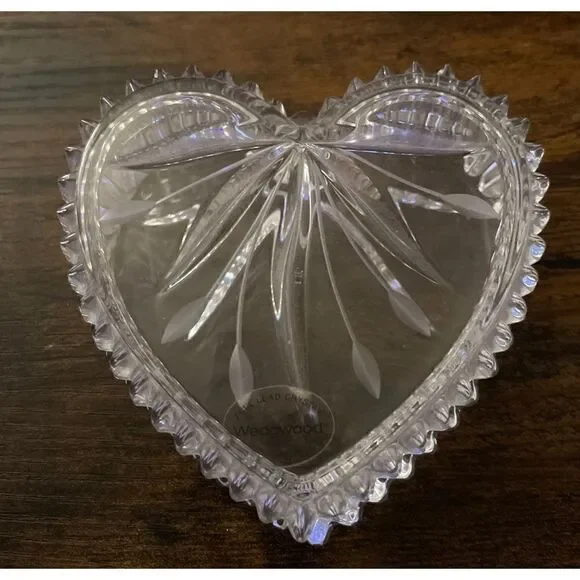 VNT Wedgwood Crystal Trinket Jewelry Box Cut Glass Heart Keepsake NWT